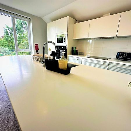 Horizon House, Modern 2-Bedroom Flat 2, Parking, Netflix, Oxford Buitenkant foto