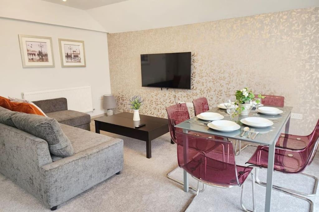 Horizon House, Modern 2-Bedroom Flat 2, Parking, Netflix, Oxford Buitenkant foto